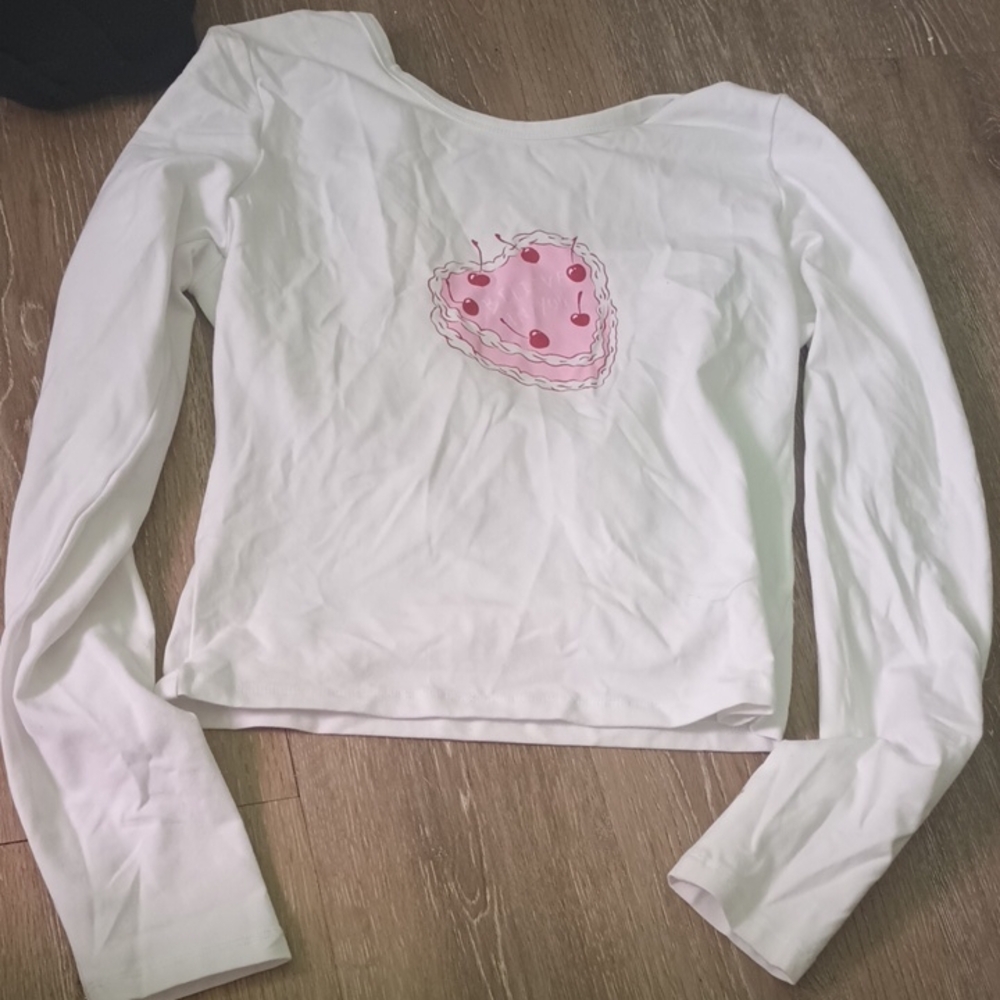 Aeropostale White Crop Top with Pink Cake Design